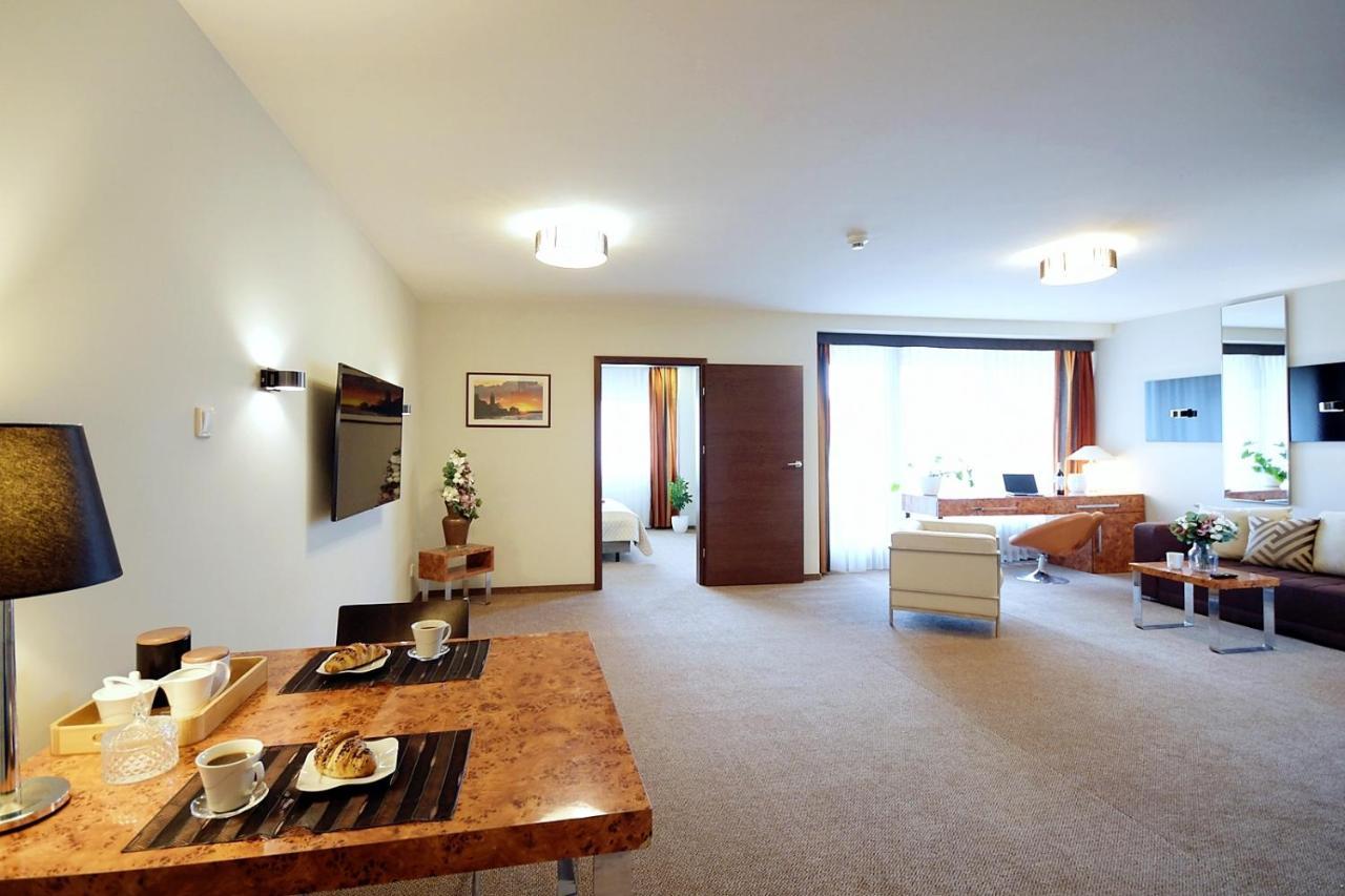 313 W Royal Tulip Sand Prywatny 200 M Do Plazy Dobruk Apartamenty 코워브제크 외부 사진